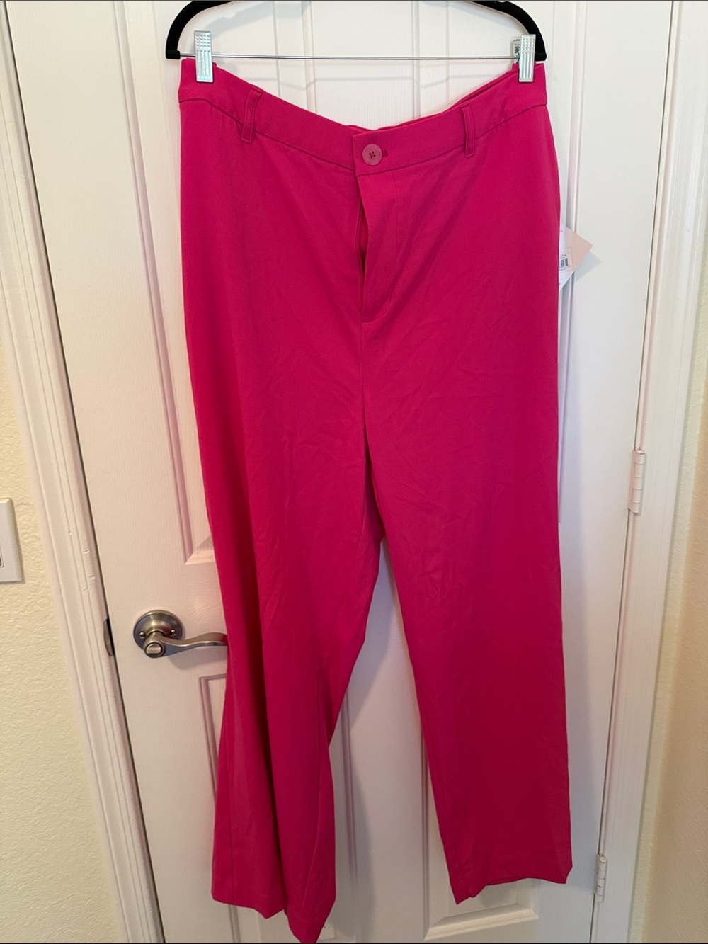 Ava & Viv Wide-Leg High-Rise Pants in Hot Pink